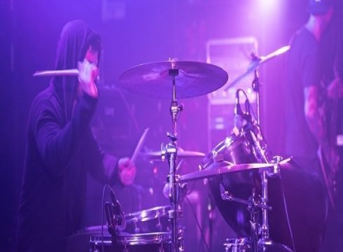 Live Bands and DJs at Seacrets Bar & Grille